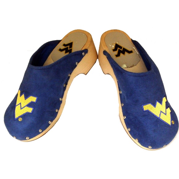 womens blue clogs